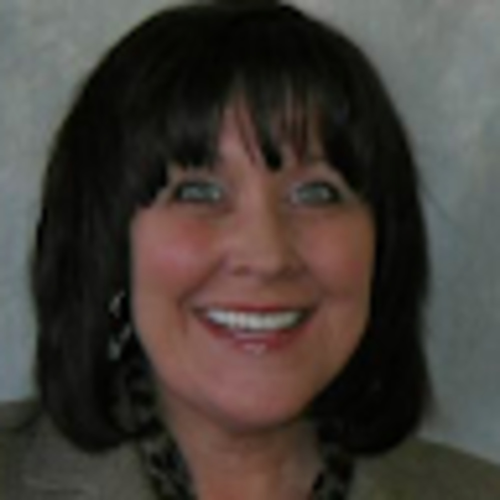 Meet your Posher, Renee